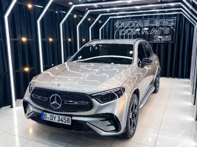 Gebraucht Mercedes GLC200 AMG line 204 PS (150 kW) 2023 Silber SUV
