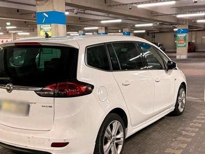 Second-hand Opel Zafira 150 CP (110 kW) 2012 Alb Monovolum
