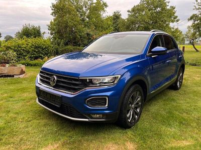 Second-hand VW T-Roc 150 CP (110 kW) 2018 Albastru SUV