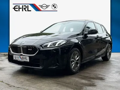 Neu BMW 120 Performance 170 PS (125 kW) 2026 Schwarz Kleinwagen