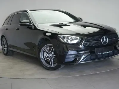 Gebraucht Mercedes E300 AMG 306 PS (225 kW) 2022 Schwarz Limousine