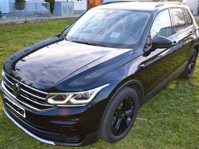 Gebraucht VW Tiguan 190 PS (139 kW) 2022 Schwarz SUV