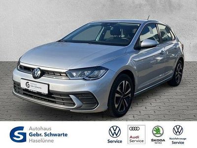 Gebraucht VW Polo Life 95 PS (69 kW) 2024 Silber Limousine