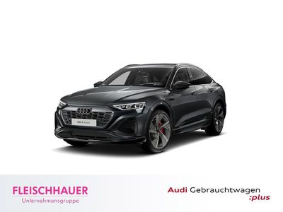 Grau Gebraucht 2024 Audi Q8 e-tron Advanced SUV | 70.990 € (Teuer)