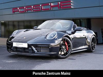 Porsche 911 Carrera 4 GTS