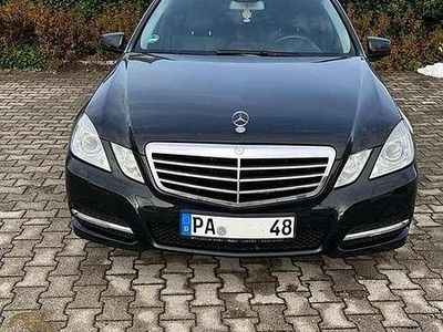 Schwarz Gebraucht 2010 Mercedes E220 Avantgarde Kombi | 8.100 € (Fairer Preis)
