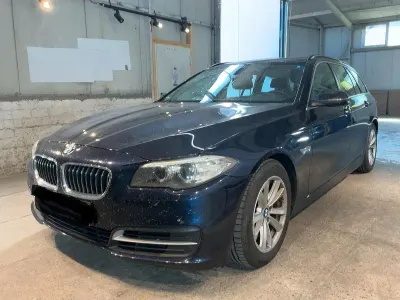 Gebraucht BMW 520 Comfort Edition 190 PS (139 kW) 2014 Blau Kombi