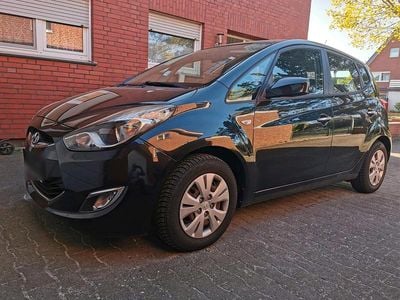 Second-hand Hyundai ix20 90 CP (66 kW) 2011 Negru Hatchback