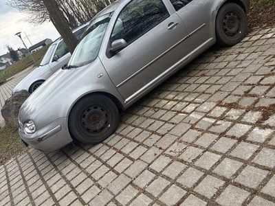 Gebraucht VW Golf IV Basis 105 PS (77 kW) 2001 Silber Limousine