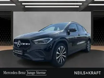 Gebraucht Mercedes GLA250 Progressive 160 PS (117 kW) 2023 Schwarz SUV