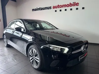 Gebraucht Mercedes A180 136 PS (100 kW) 2019 Schwarz Limousine
