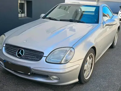 Gebraucht Mercedes SLK200 163 PS (119 kW) 2003 Silber Cabrio