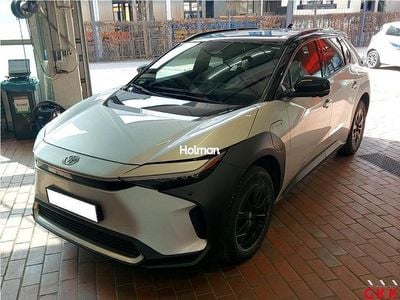 Usata Toyota bZ4X 160 kW (218 CV) 2023 Grigio SUV