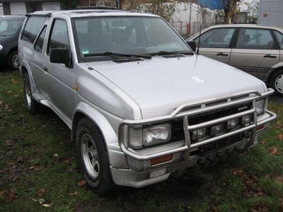 Silber Gebraucht 1988 Nissan Terrano SUV | 3.499 €