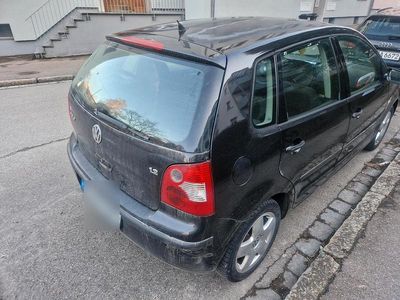 Gebraucht VW Polo 64 PS (47 kW) 2002 Schwarz Kleinwagen
