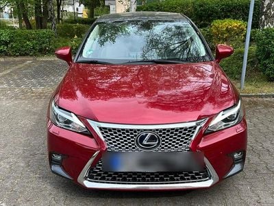 Lexus CT200h