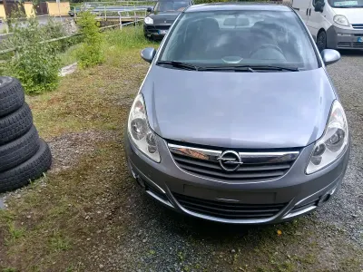 Używany Opel Corsa 80 KM (58 kW) 2007 Szary Hatchback