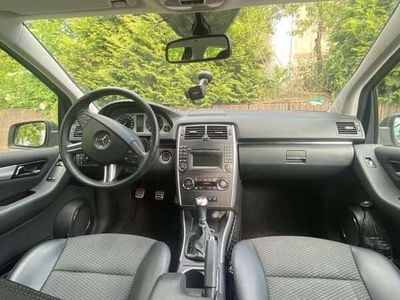 Mercedes B180