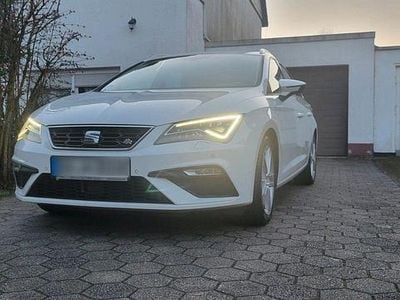 Weiß Gebraucht 2018 Seat Leon ST FR Kombi | 14.000 € (Guter Preis)