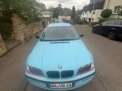 Używany BMW 320 Performance 150 KM (110 kW) 1999 Niebieski Sedan/Limuzyna