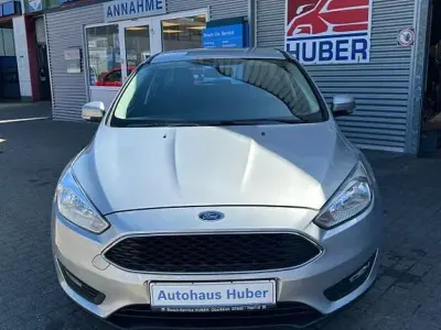 Gebraucht Ford Focus Business Edition 101 PS (74 kW) 2016 Silber Limousine