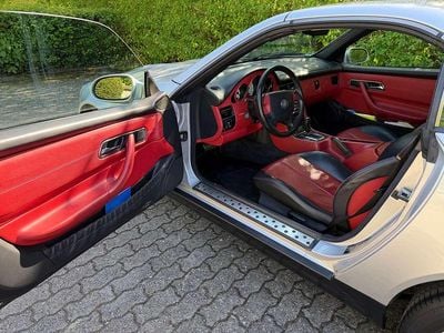 Gebraucht Mercedes SLK230 193 PS (141 kW) 1998 Silber Cabrio