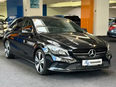 Gebraucht Mercedes CLA200 Shooting Brake 156 PS (114 kW) 2018 Schwarz Kombi