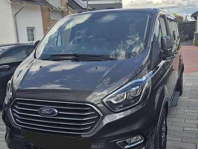 Gebraucht Ford Tourneo Titanium X 185 PS (136 kW) 2021 Grau Van / Kleinbus