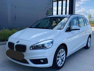 Weiß Gebraucht 2016 BMW 218 Kombi | 8.900 € (Teuer)