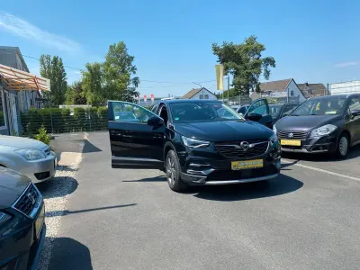 Gebraucht Opel Grandland X 131 PS (96 kW) 2021 Schwarz SUV