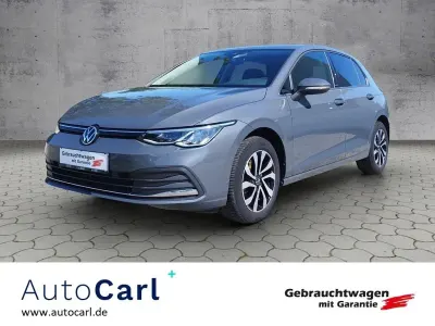 Gebraucht VW Golf VIII Active 110 PS (80 kW) 2022 Delfingrau metallic Limousine