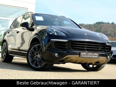 Używany Porsche Cayenne Platinum Edition 262 KM (192 kW) 2018 Czarny SUV