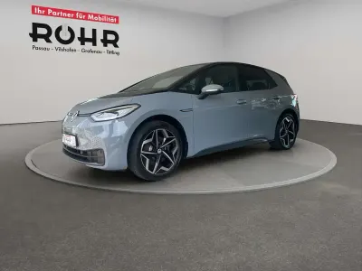 Gebraucht VW ID.3 Pro 150 kW (204 PS) 2023 Mondsteingrau schwarz Kleinwagen