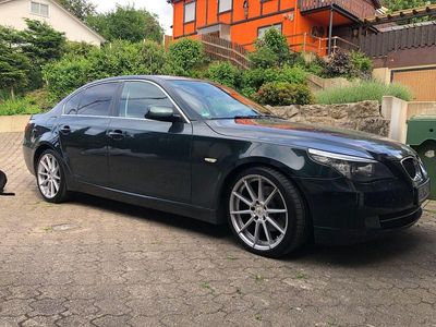 BMW 525