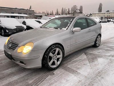 Silber Gebraucht 2003 Mercedes C200 Coupé | 1.900 € (Guter Preis)