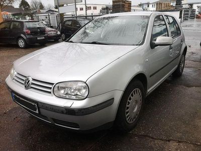 Silber Gebraucht 2002 VW Golf Limousine | 1.999 € (Fairer Preis)