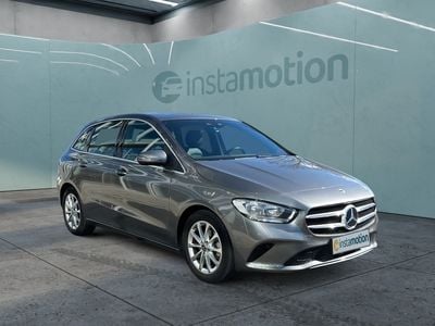Gebraucht Mercedes B180 Progressive 136 PS (100 kW) 2022 Grau Van / Kleinbus
