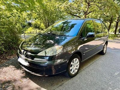 Peugeot 807