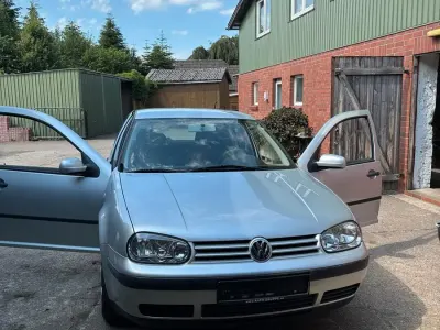 Gebraucht VW Golf IV 75 PS (55 kW) 2001 Silber Limousine