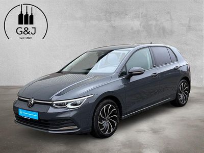 Gebraucht VW Golf VIII Life 150 PS (110 kW) 2023 Grau Limousine