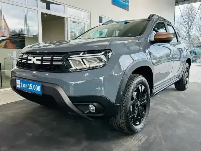 Gebraucht Dacia Duster Extreme 150 PS (110 kW) 2024 Grau SUV