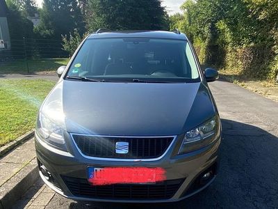 Grau Gebraucht 2012 Seat Alhambra Style Van / Kleinbus | 8.950 € (Fairer Preis)