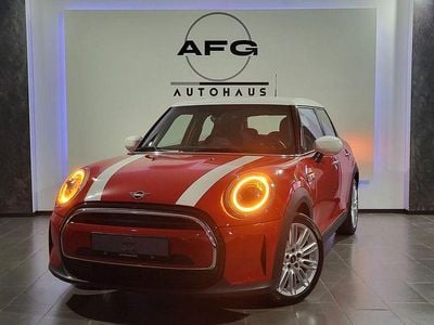 Gebraucht Mini Cooper Classic 136 PS (100 kW) 2021 Rot Kleinwagen