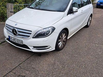 Mercedes B220