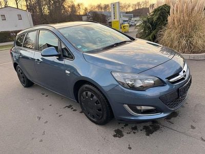Gebraucht Opel Astra Active 140 PS (102 kW) 2013 Blau Kombi