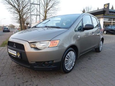 Gebraucht Mitsubishi Colt Inform 95 PS (69 kW) 2009 Grau Kleinwagen