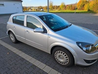 Gebraucht Opel Astra 125 PS (91 kW) 2004 Silber Limousine