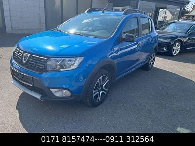 Gebraucht Dacia Sandero Celebration 90 PS (66 kW) 2020 Blau Limousine