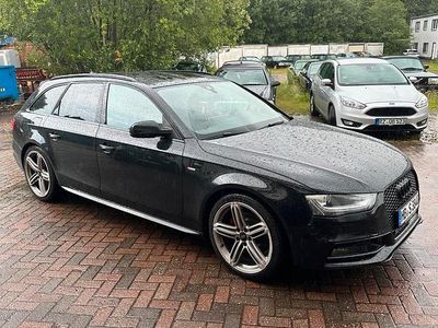 Schwarz Gebraucht 2015 Audi A4 S-Line Kombi | 12.800 € (Fairer Preis)