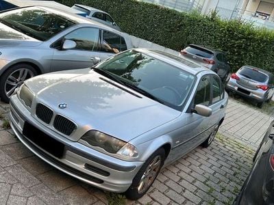 BMW 318